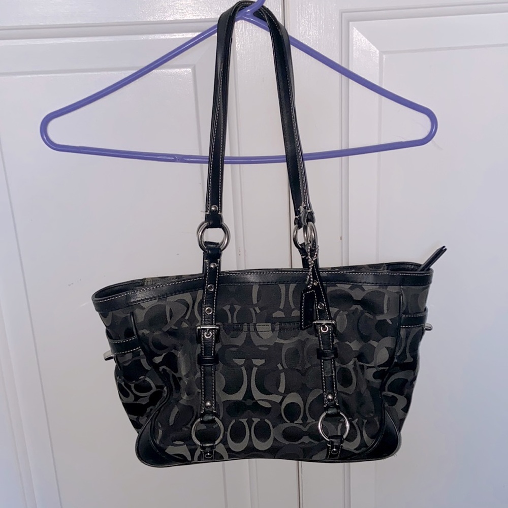 Coach Shoulder Tote medium